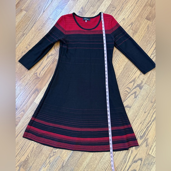 ❤️❤️❤️Nine West Red & Black Striped Sweater Holiday Dress Size Medium❤️❤️❤️ - Picture 7 of 8